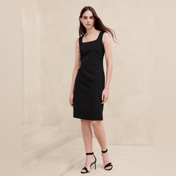 Banana Republic Dresses & Skirts - Banana Republic Black Dress - Size 6